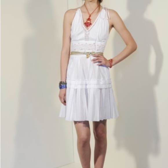 Roberto Cavalli Dresses & Skirts - Roberto Cavalli White Lace Dress